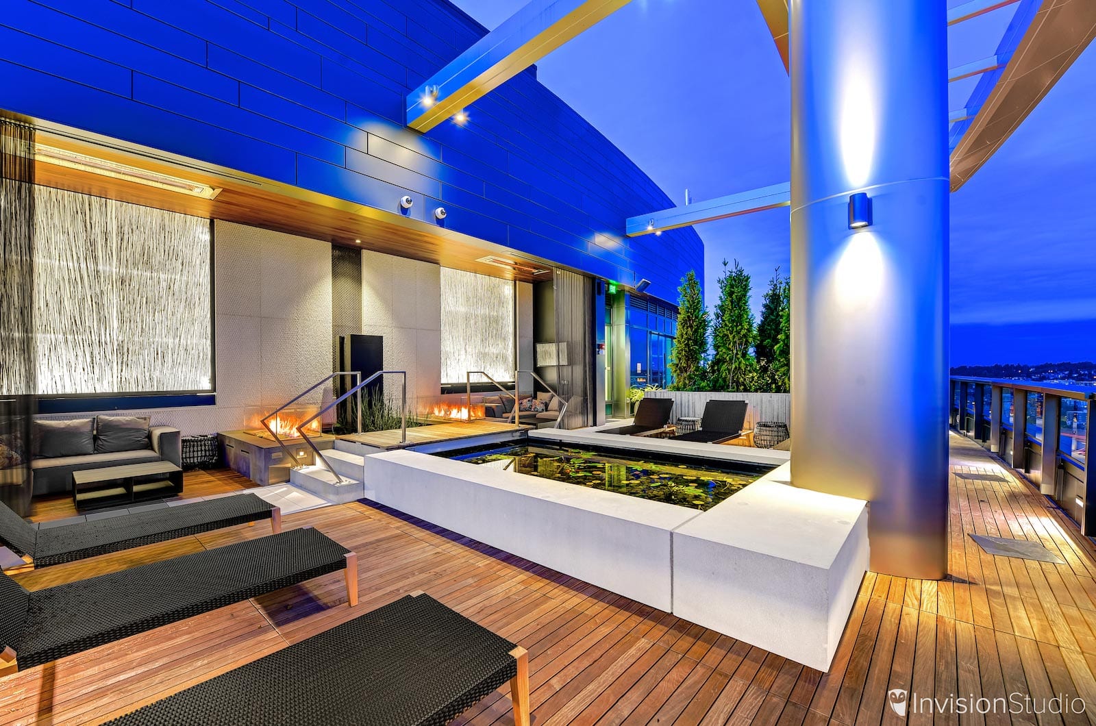 Modern Outside Lounge in Los Angeles | Los Angeles Virtual Tour Photographer | Los Angeles Commercial Real Estate Photography Services | Los Angeles Real Estate Photographer | Los Angeles Architectural Photography Services